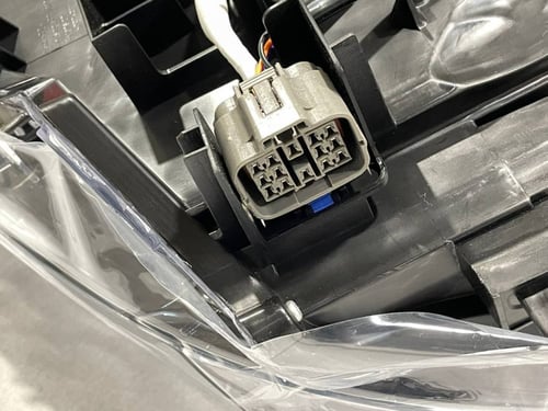 شمعة نور امامي مازدا 6 استاندر 2014-2018 AMH