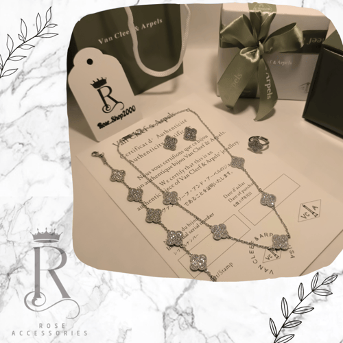 طقم فان كليف فضي ٤ قطع