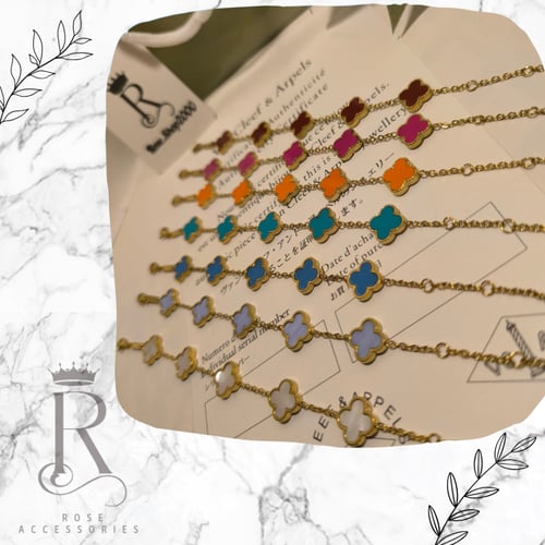 اساور فان كليف وردة صغيرة