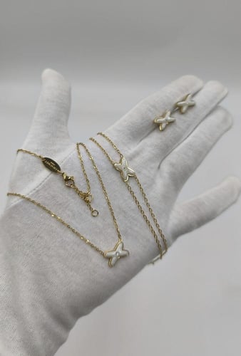 طقم شومي ابيض