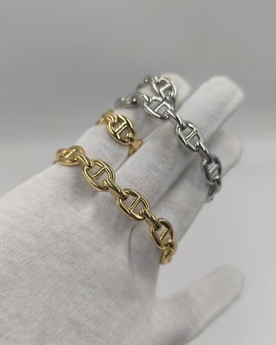 اسورة مع خاتم ايرمز