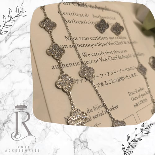 طقم فان كليف فضي ٤ قطع