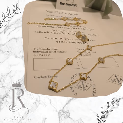 طقم فان كليف ٥ وردات صغيرة صدفي