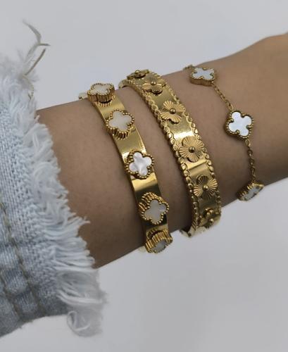 مجموعة اساور فان كليف