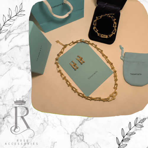 طقم تيفاني 3قطع ذهبي