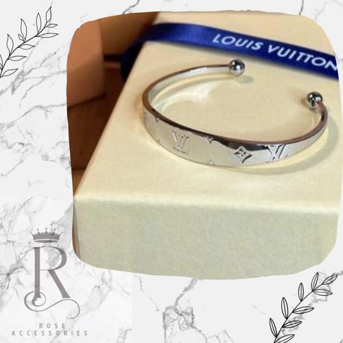 اسورة لويس فيتون الحديد