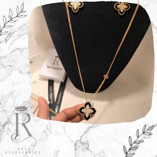 طقم روبرتو كوين