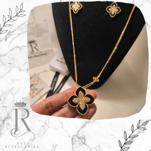 طقم روبرتو كوين