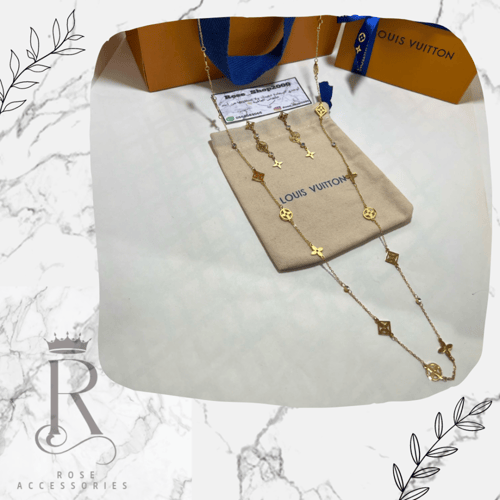 طقم لويس فيتون