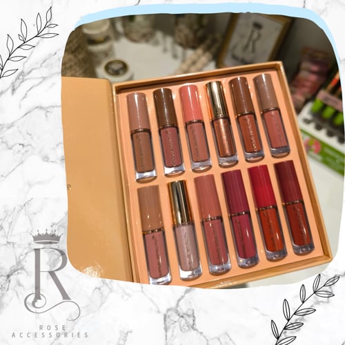 مجموعة مكياج متنوع