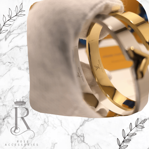 اسورة لويس فيتون مقاس صغير ١٦