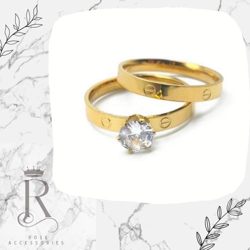 خاتم كارتير الفص قطعتين مطلي وعليه ختم البراند ضما...