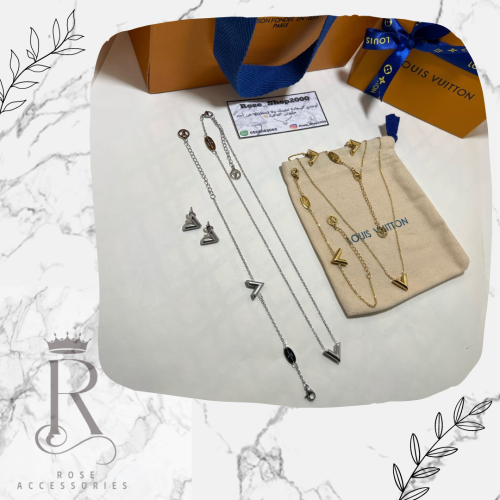 طقم لويس فيتون