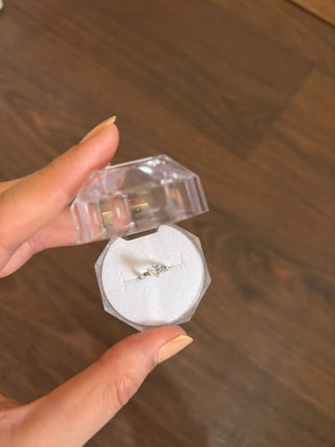 Silver birthstone ring (expandable)