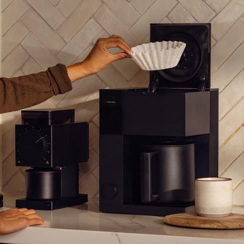 ايدين محضرة القهوة الذكية من فيلو