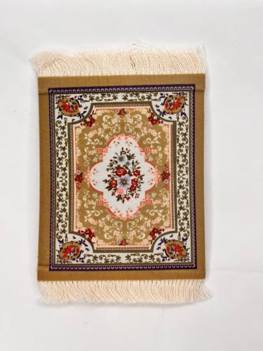 كوستر بشكل سجادة