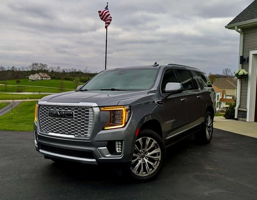 GMC YUKON 1500 2021/2024 كت تحويل الاضواء النهاريه للأصفر (تعمل فقط في النهار)
