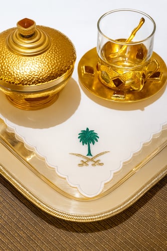 طقم مفارش صواني شاي وقهوة – لينِن فاخر (قطعتان)