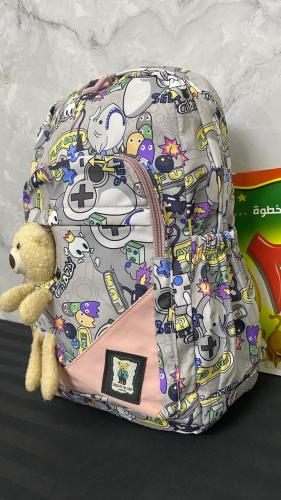 حقيبة مدرسية