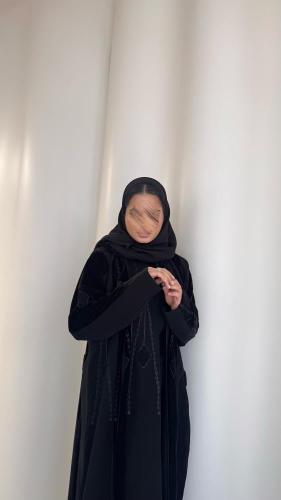 Noura abaya