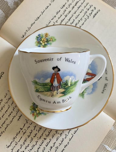 Vintage Robert Lewis "Welsh Maid"