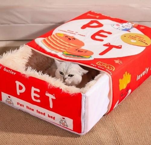 بيت قطط \ سرير قطط احمر