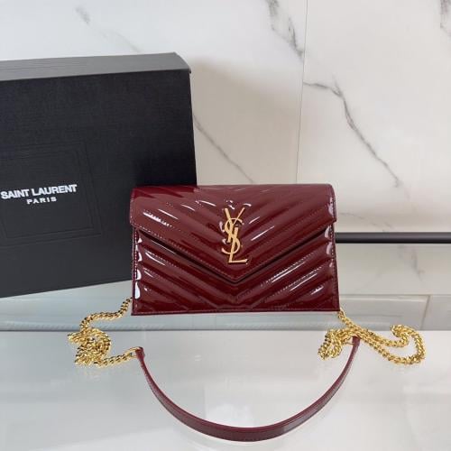 سان لوراني عنابي