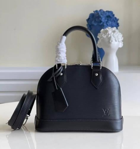 Lv سوداء ٢٣.٥CM