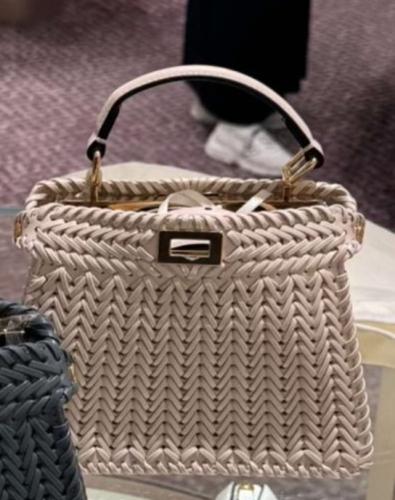 فندي بيكابو ميني