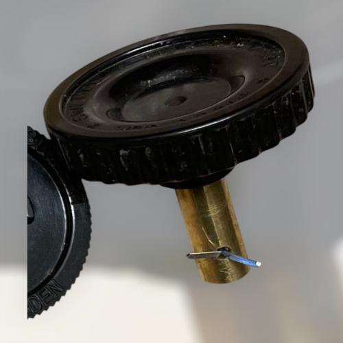 فرار سيفرت أسود قصير