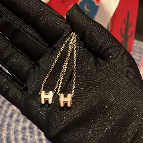 Hermes necklace white(mini)
