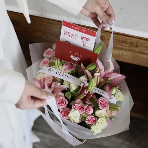 باقة ورد الليليوم والبيبي روز