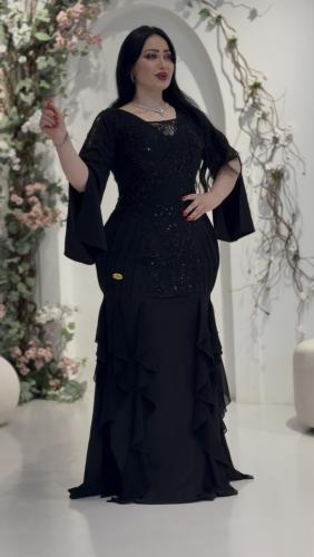 فستان اسود ترتر وشك