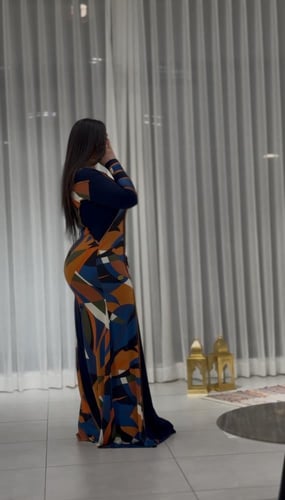فستان كحلي مشجر