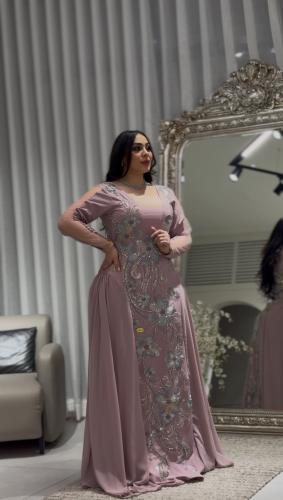 فستان لحمي تطريز