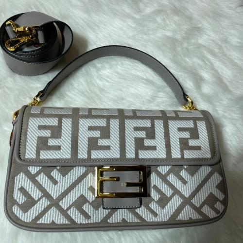 Fendi Baguette