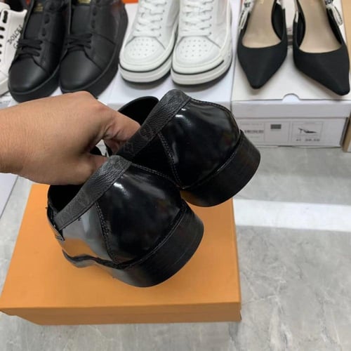 شوز LV major لويس فيتون