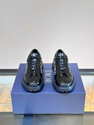Dior سنيكرز