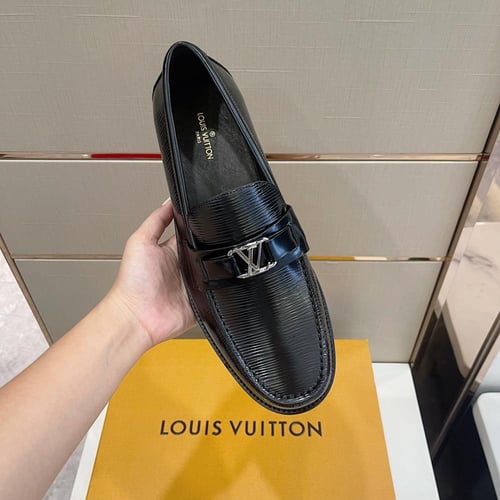شوز LV major لويس فيتون