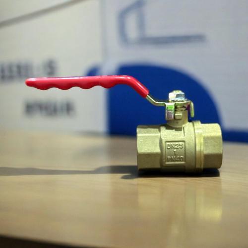 محبس هواء 1 بوصة نحاس ايطالي اكواستار