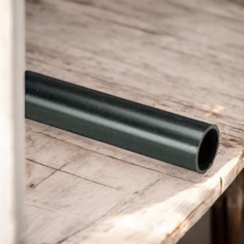 ماسورة كهرباء 16 ملي مدور اسود الطيار