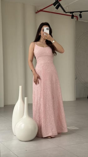 فستان طويل فخم للمناسبات
