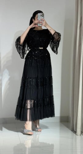 فستان طويل فخم للمناسبات