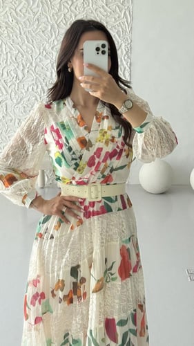 فستان طويل نسائي فخم وراقي اللون مكس السكري مع تور...