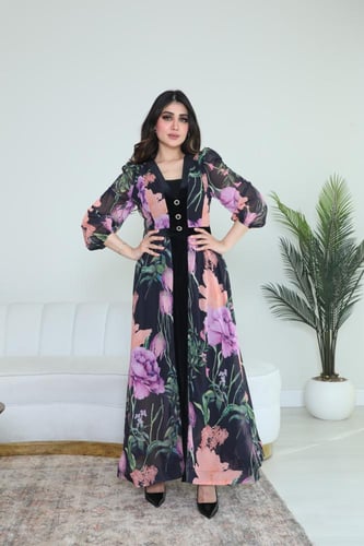 فستان طويل شيفون فخم وراقي بتوريدات ربيعية