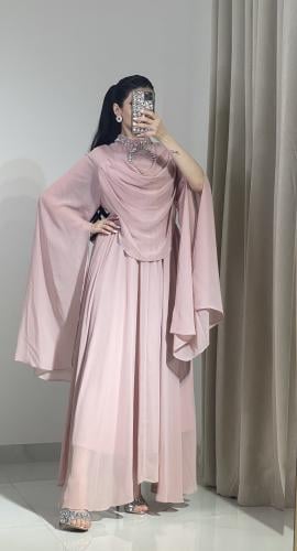 فستان شيفون انيق وفخم للمناسبات