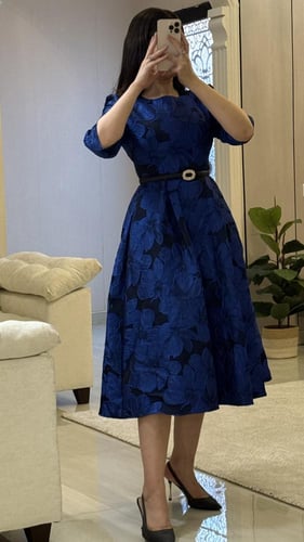 فستان ميدي مكس الاورغنزا بالجكار