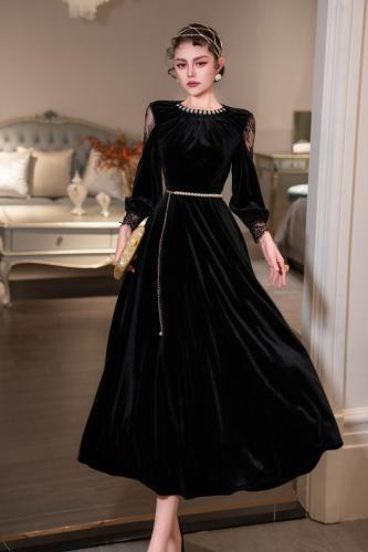 فستان ميدي انيق للمناسبات مزين باللؤلؤ على الصدر