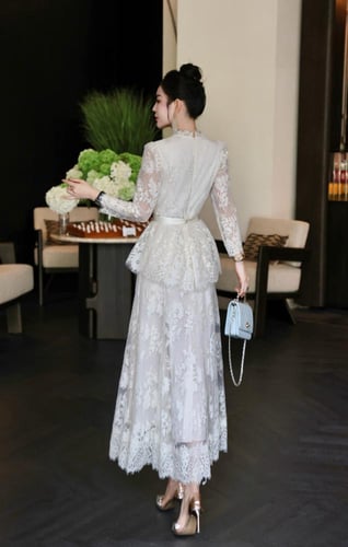 فستان دانتيل انيق مزين بالحزام الناعم