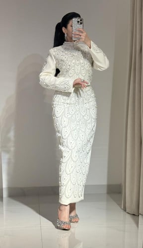 طقم تيور قطعتين فخم مرصع بالكريستال